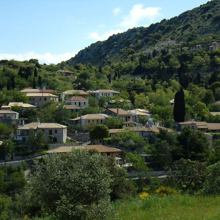 Zephyros Rooms And Apartments Drymon Esterno foto