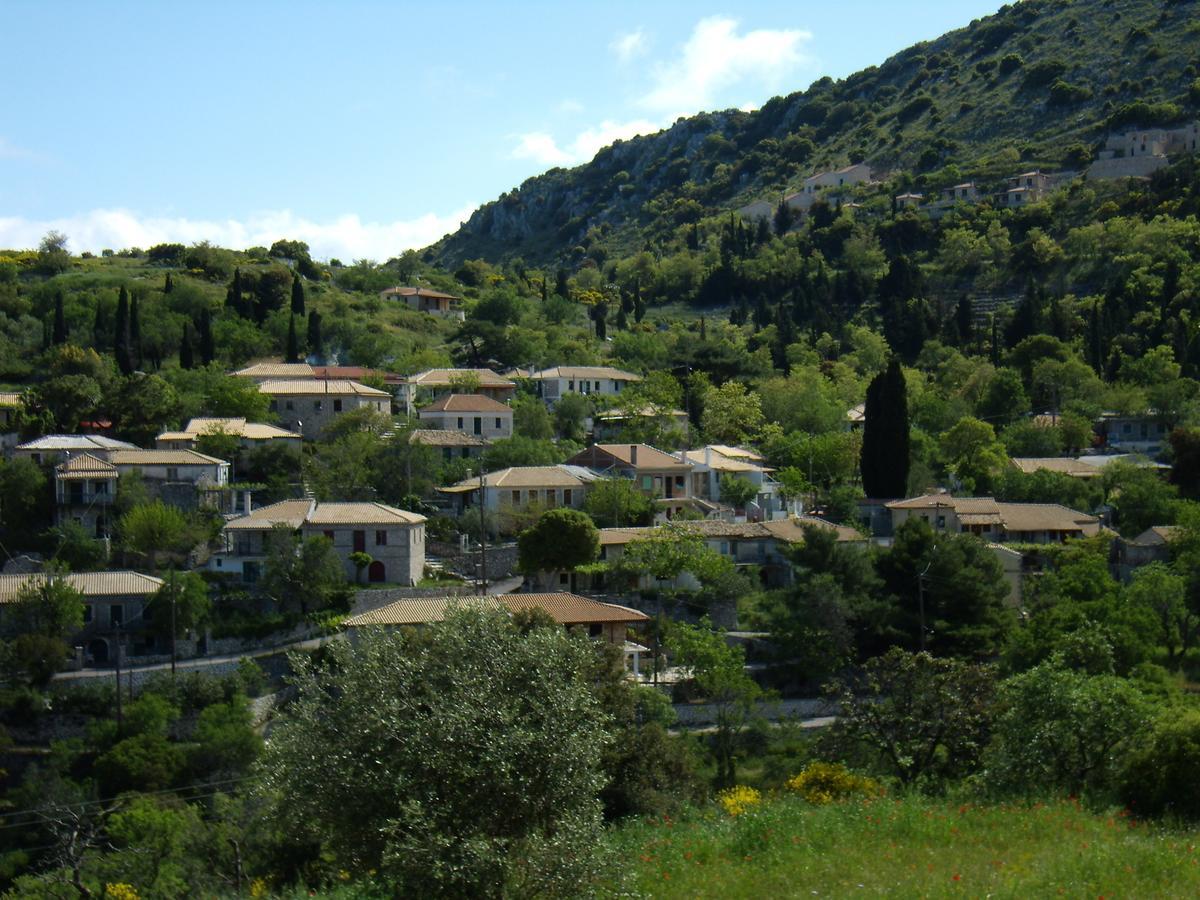 Zephyros Rooms And Apartments Drymon Esterno foto