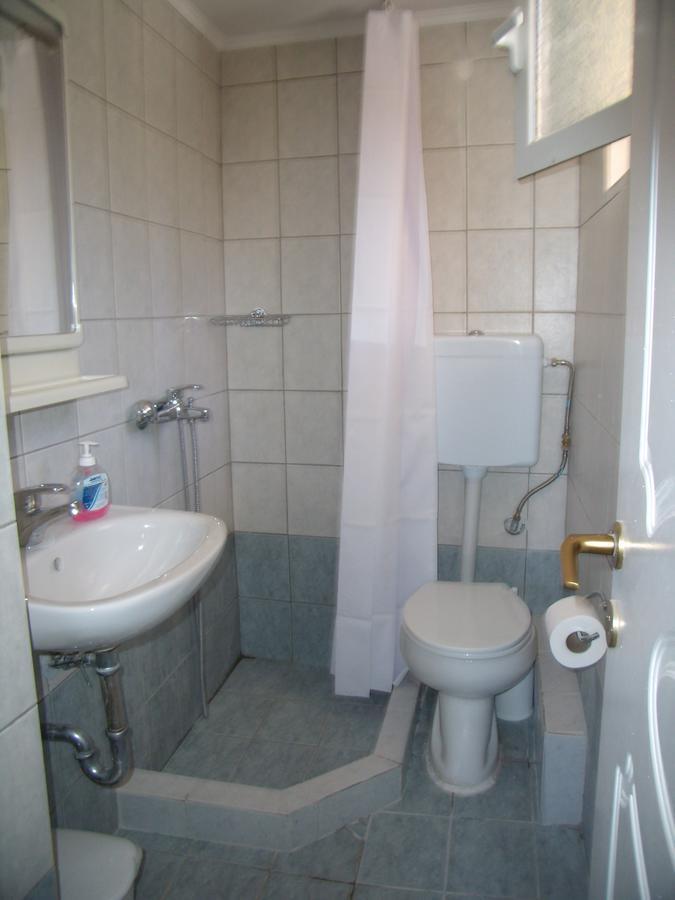 Zephyros Rooms And Apartments Drymon Esterno foto